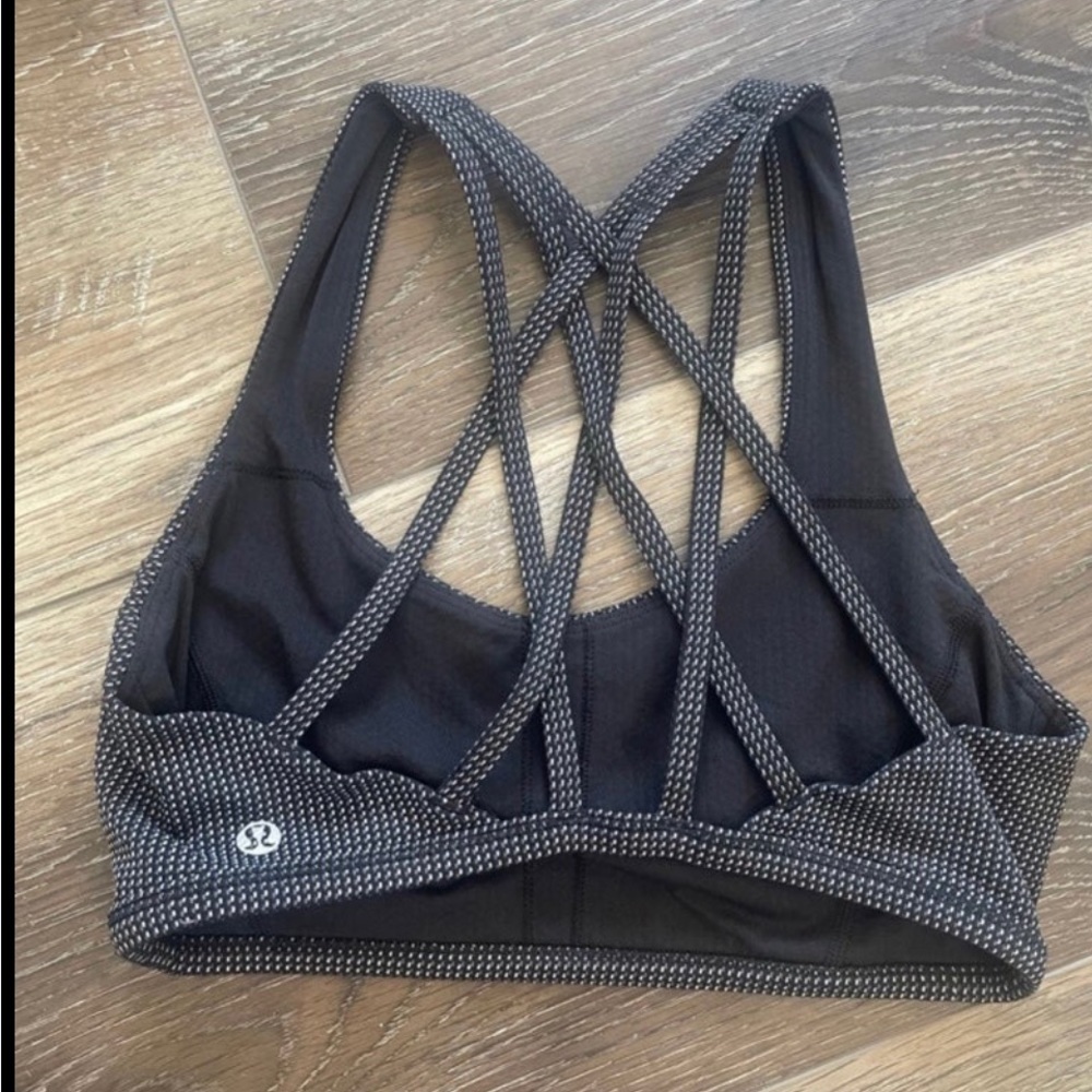 Lululemon free to be serene